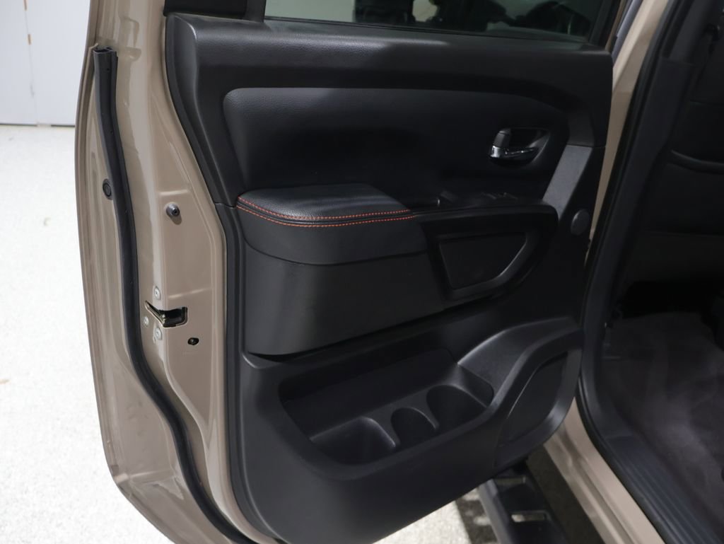 Used 2023 Nissan Titan PRO-4X image 20