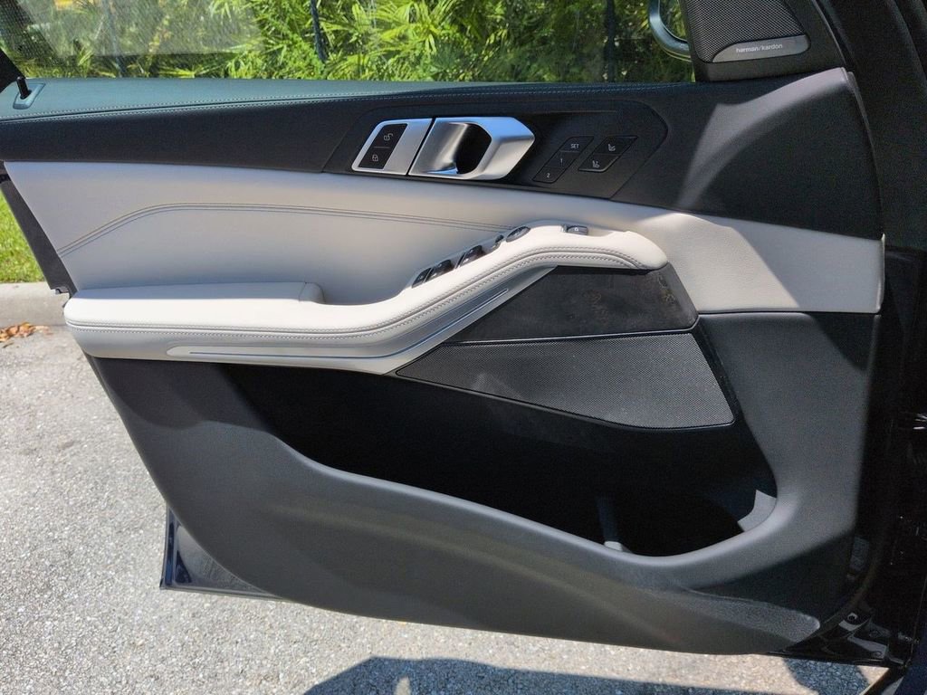 New 2026 BMW X5 xDrive40i w/ Executive Package AWD/4WD image 31