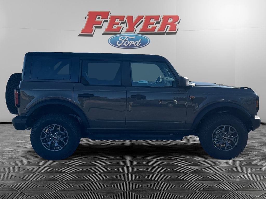 New 2025 Ford Bronco Badlands image 8