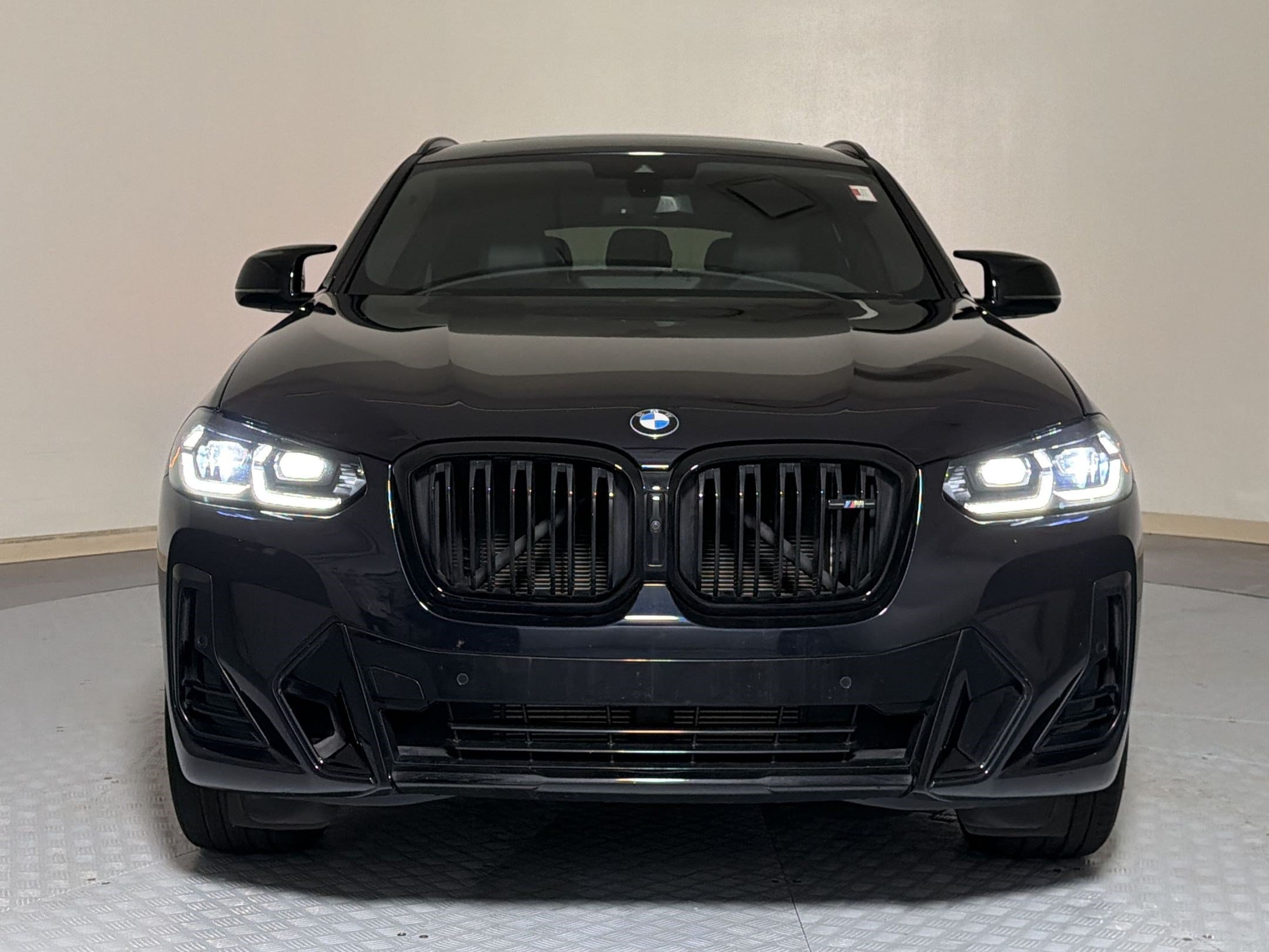 Certified 2024 BMW X4 M40i w/ Premium Package AWD/4WD image 6