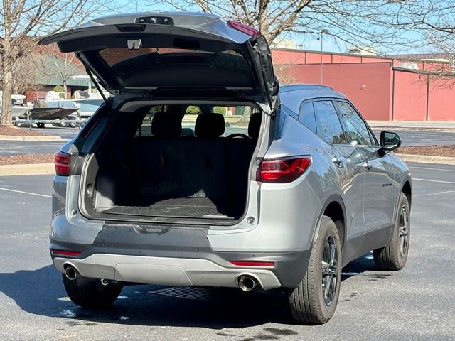 Used 2025 Chevrolet Blazer LT w/ Midnight/Sport Edition image 18