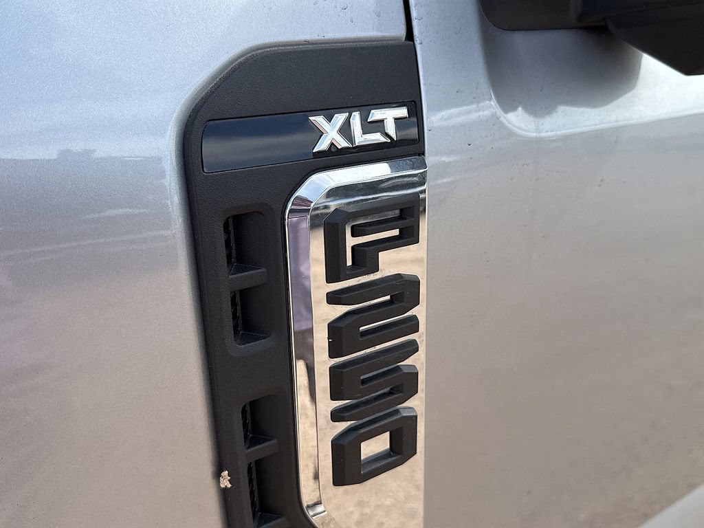 New 2026 Ford F250 XLT w/ 360-Degree Camera Package AWD/4WD image 14