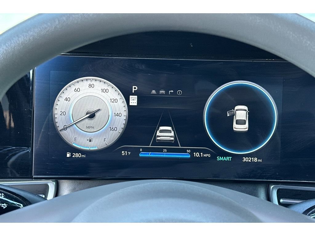 Used 2024 Hyundai Elantra SEL image 28