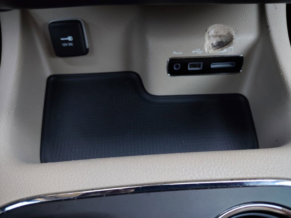 Used 2015 Dodge Durango Limited w/ Nav & Power Liftgate Group image 6