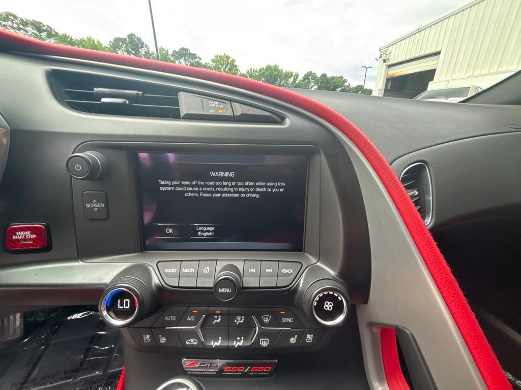 Used 2019 Chevrolet Corvette Z06 RWD image 14