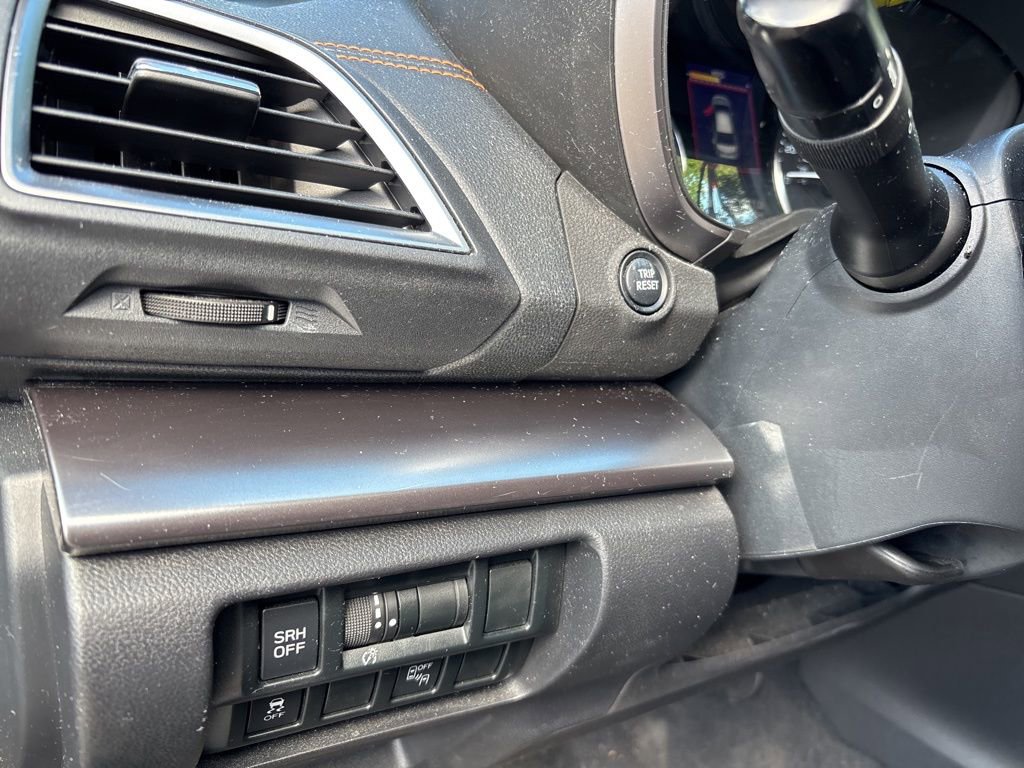 Used 2018 Subaru Crosstrek 2.0i Limited image 12