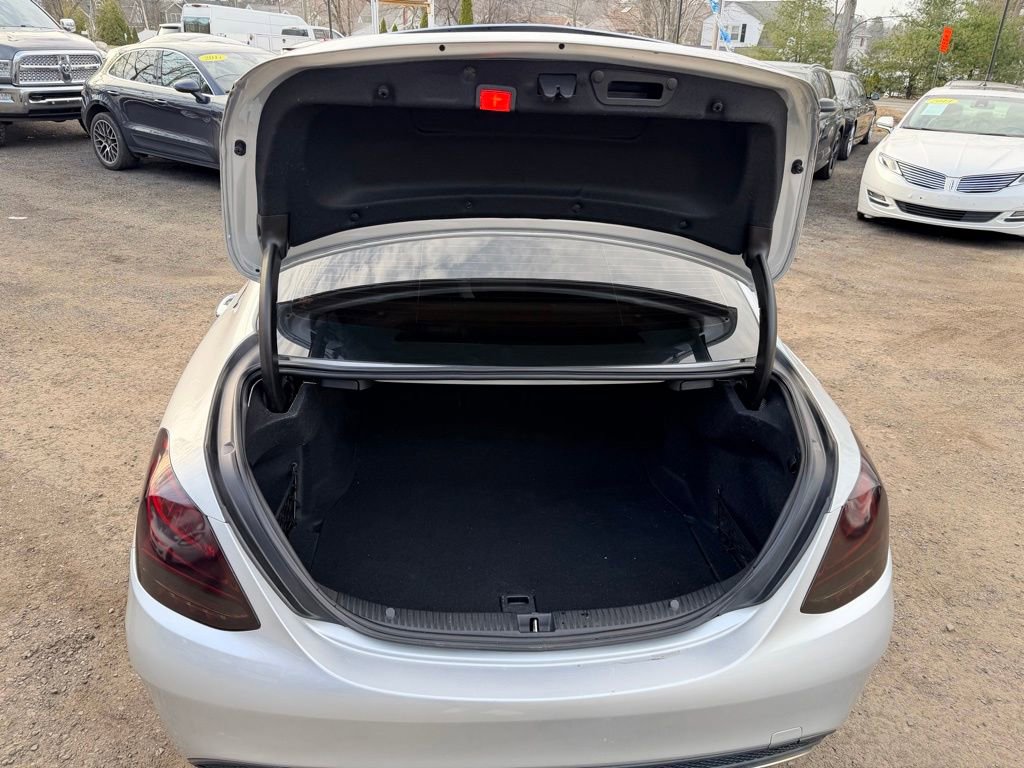 Used 2017 Mercedes-Benz C 300 4MATIC Sedan image 33