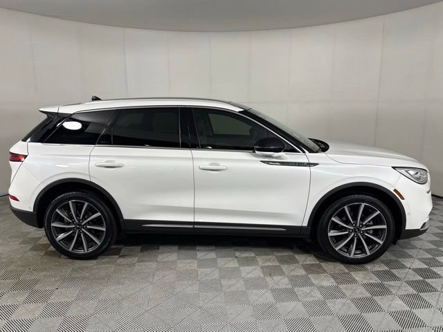 Used 2020 Lincoln Corsair Reserve w/ Equipment Group 201A FWD image 9