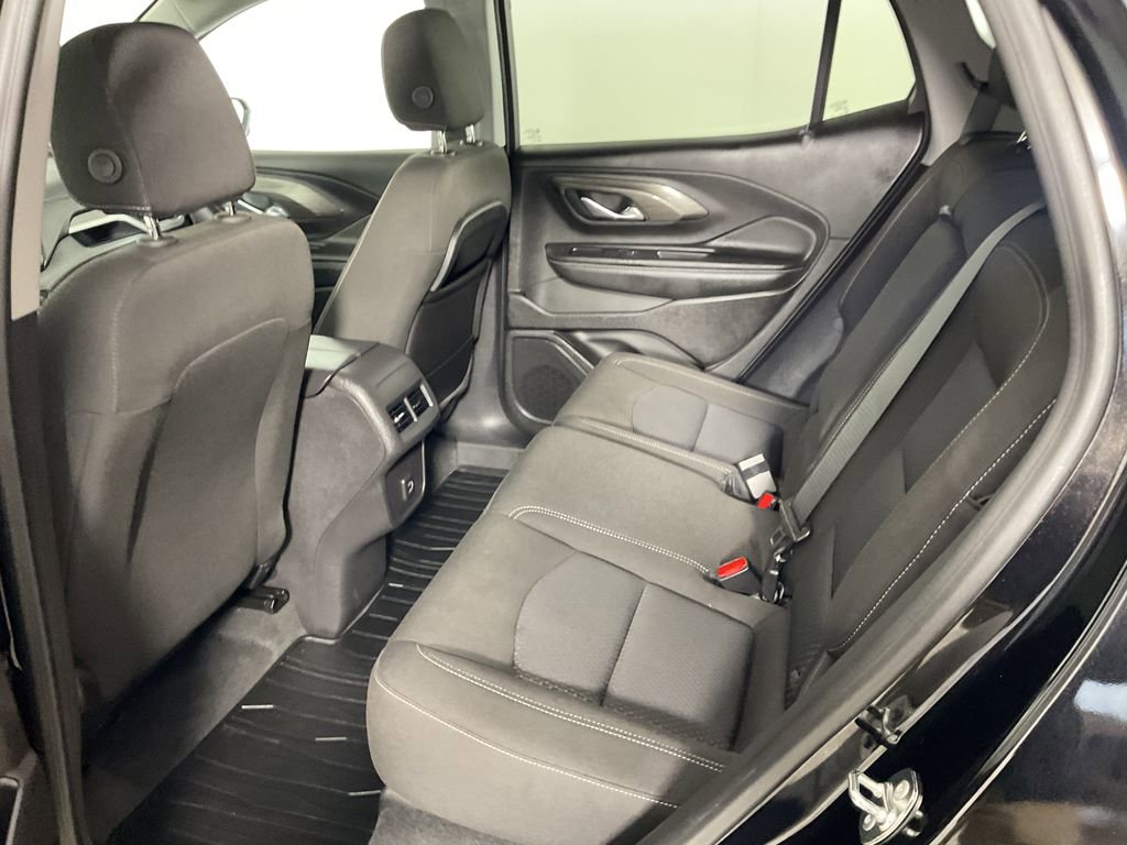 Used 2024 GMC Terrain SLE image 19