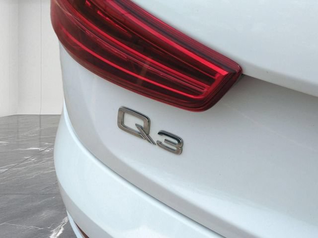 Used 2018 Audi Q3 2.0T Premium Plus w/ Premium Plus Package AWD/4WD image 37