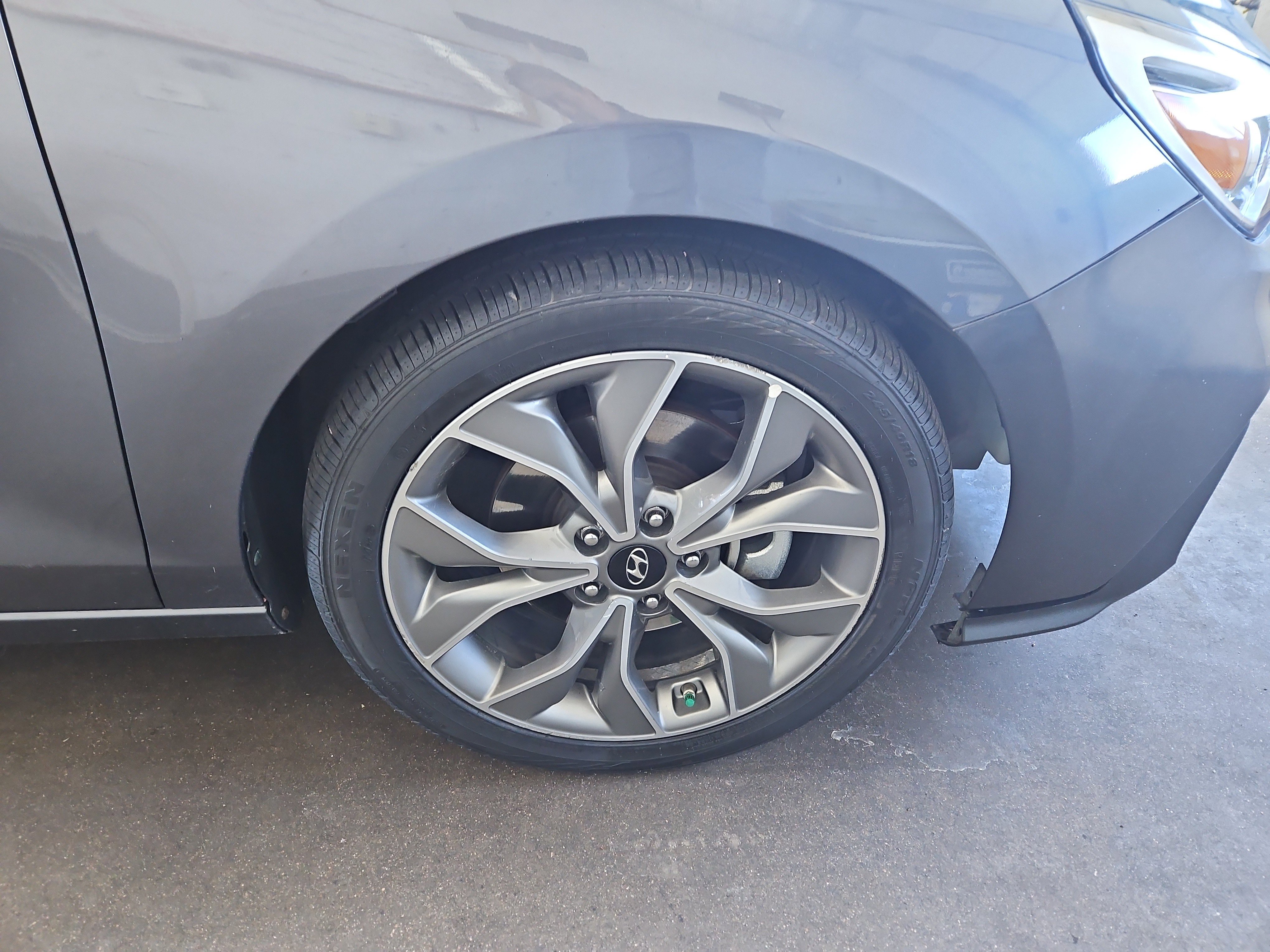 Used 2019 Hyundai Elantra GT N Line image 19