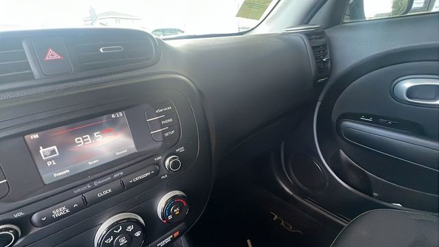 Used 2014 Kia Soul + w/ UVO w/Eservices Package FWD image 18