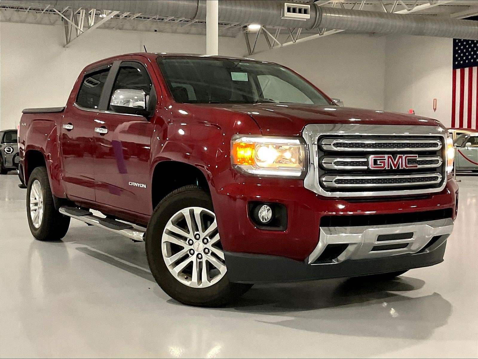 Used 2019 GMC Canyon SLT w/ Trailering Package AWD/4WD image 2