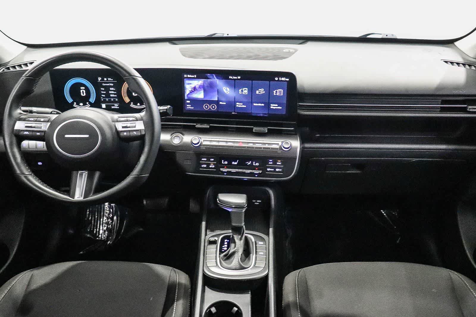 Used 2024 Hyundai Kona SEL FWD image 12