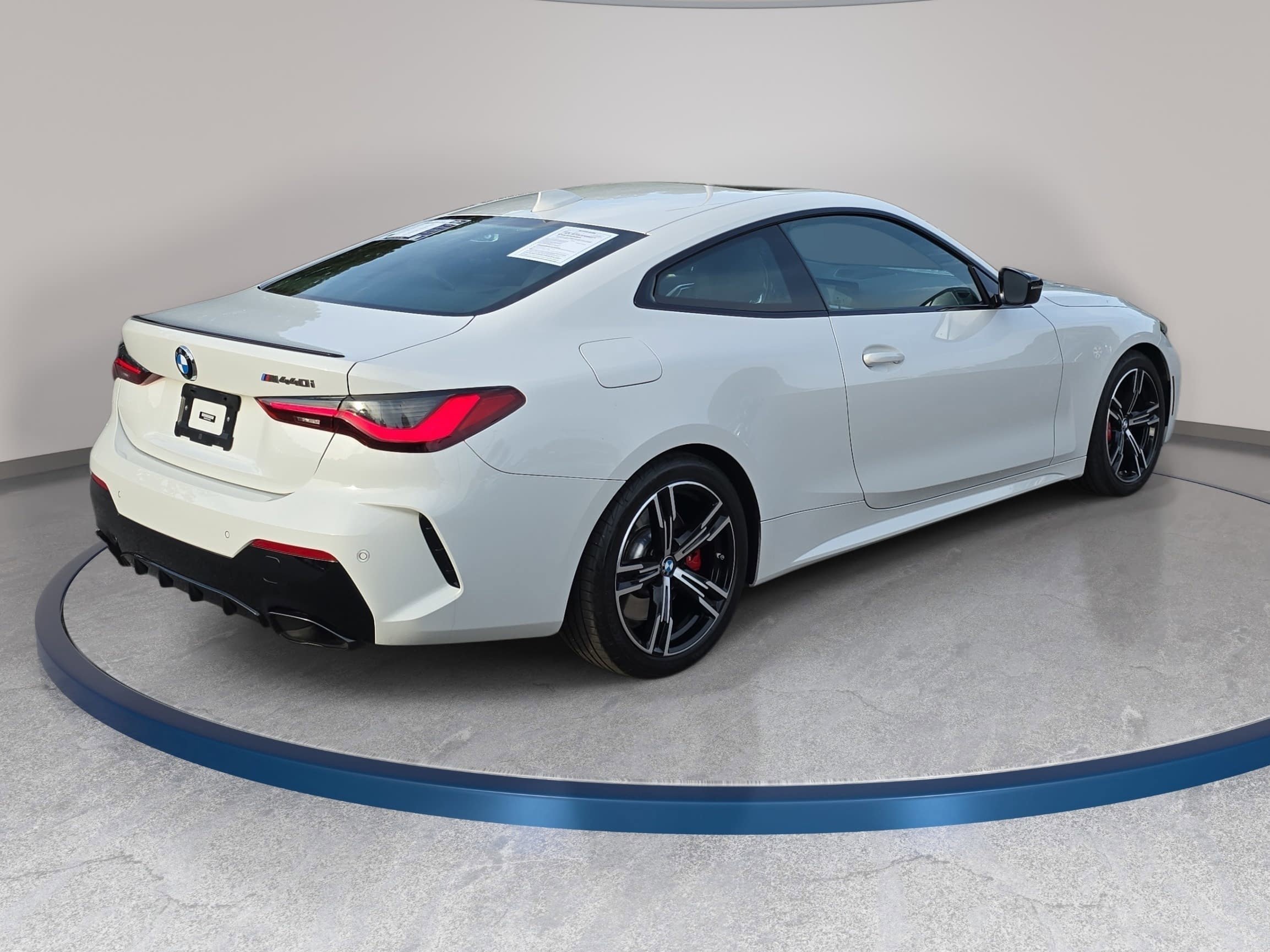 Used 2023 BMW M440i Coupe w/ Premium Package RWD image 5