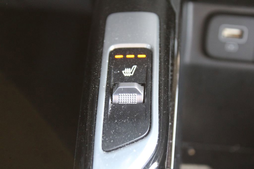 Certified 2023 Kia Sorento SX FWD image 40