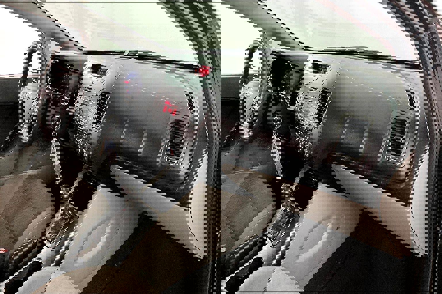 Used 2016 Kia Forte LX image 26