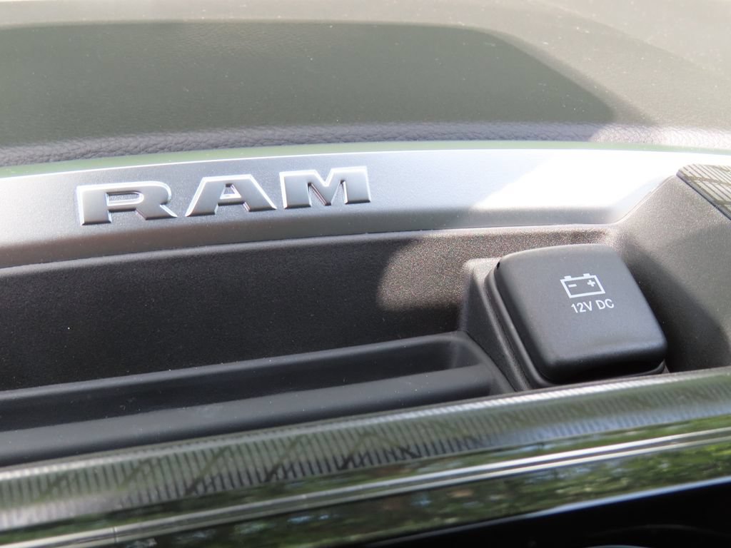 New 2026 RAM 1500 Big Horn AWD/4WD image 16