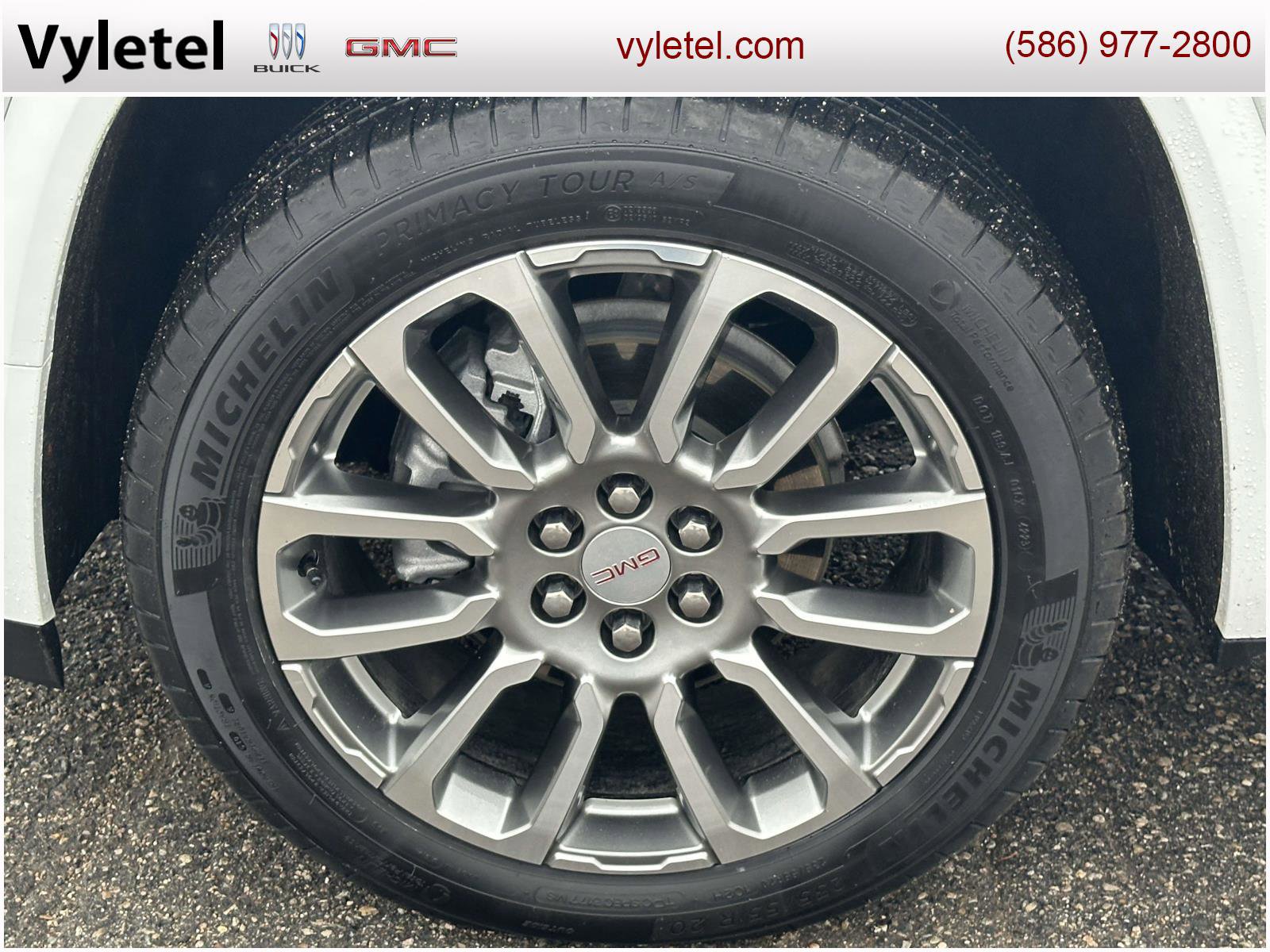 Certified 2023 GMC Acadia Denali w/ Denali Ultimate Package image 7