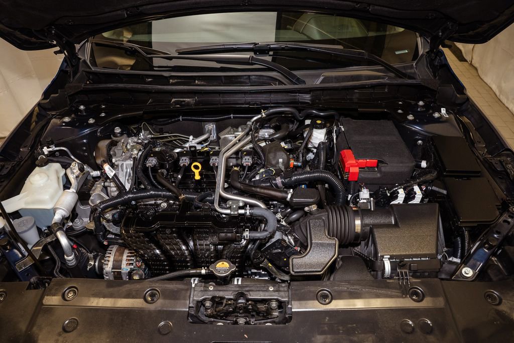 Certified 2021 Nissan Altima 2.5 SR image 18