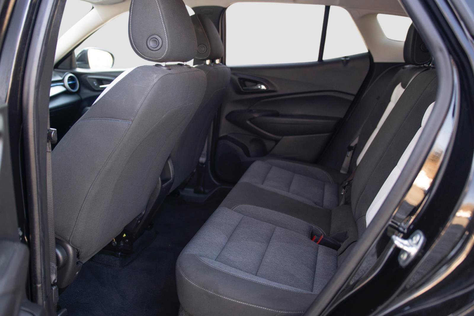 Used 2024 Chevrolet Trax LS w/ LS Convenience Package image 13