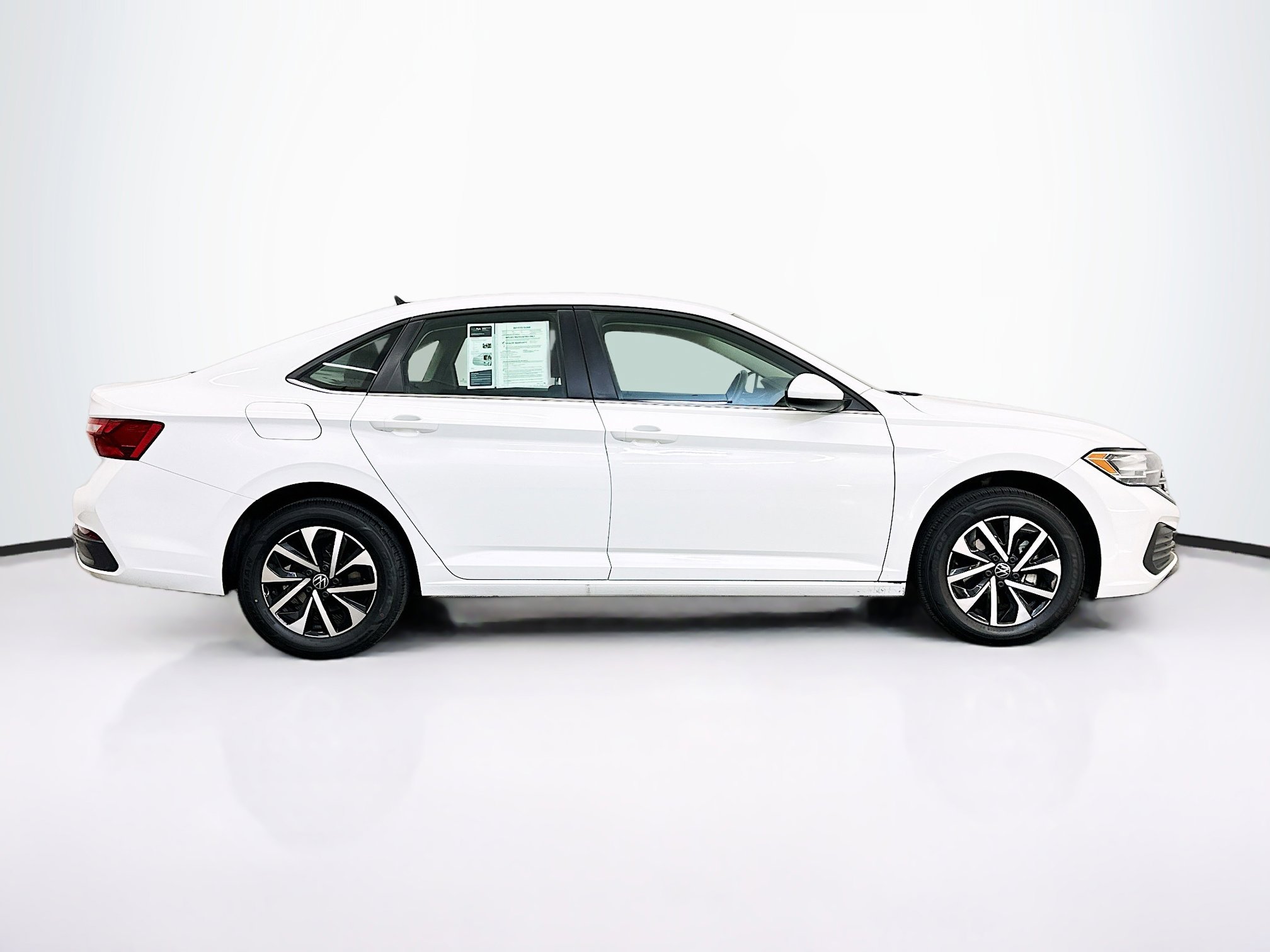 Used 2024 Volkswagen Jetta S image 10