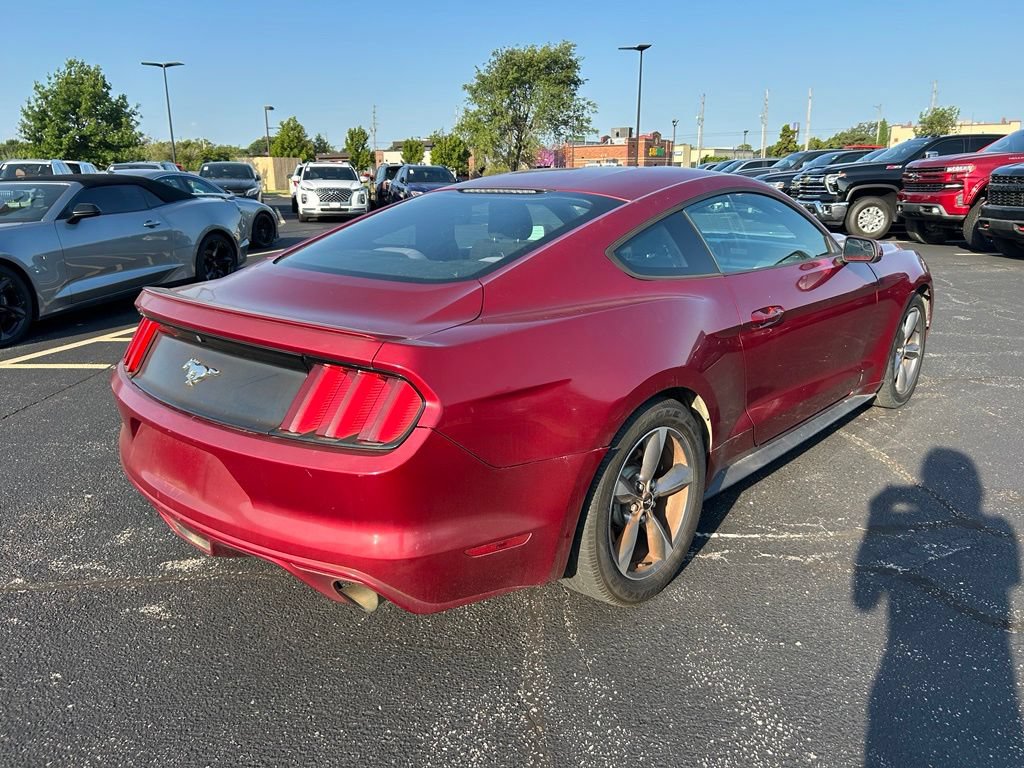 Used 2017 Ford Mustang Coupe RWD image 9