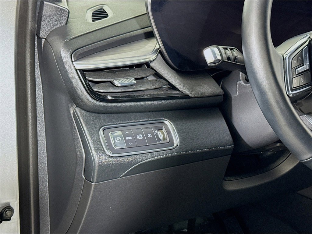 Certified 2025 Buick Enclave Preferred image 8