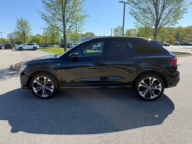 Used 2022 Audi Q3 2.0T Premium Plus w/ Premium Plus Package AWD/4WD image 8