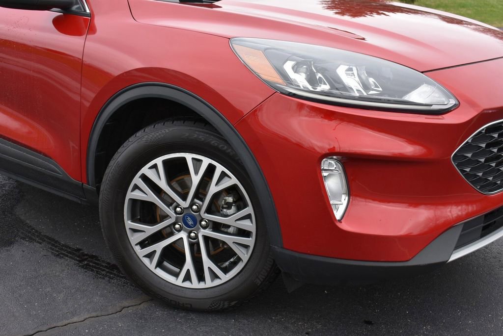 Used 2021 Ford Escape SEL w/ Technology Package image 3