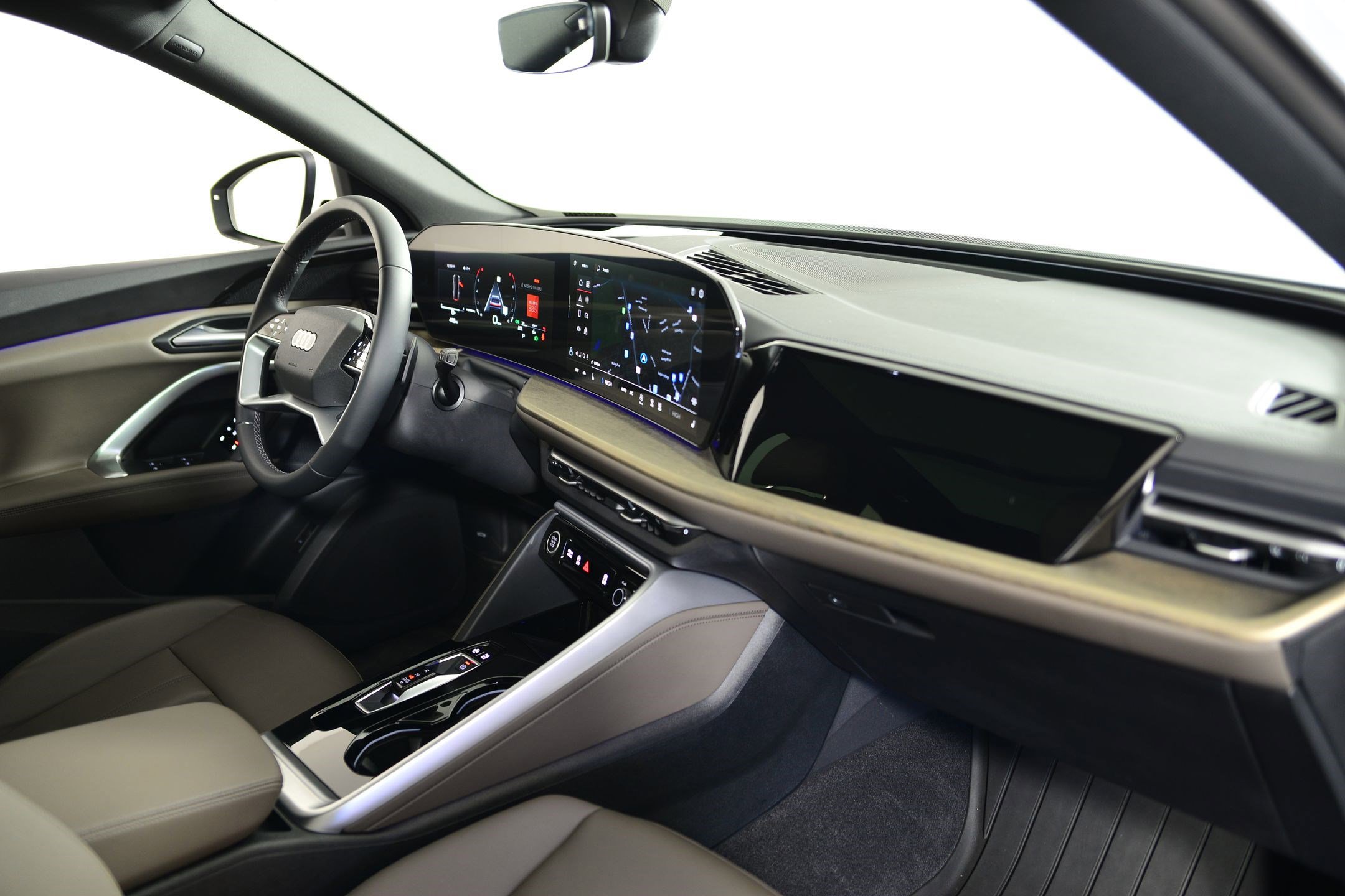 Certified 2025 Audi Q5 Premium w/ Convenience Package image 19