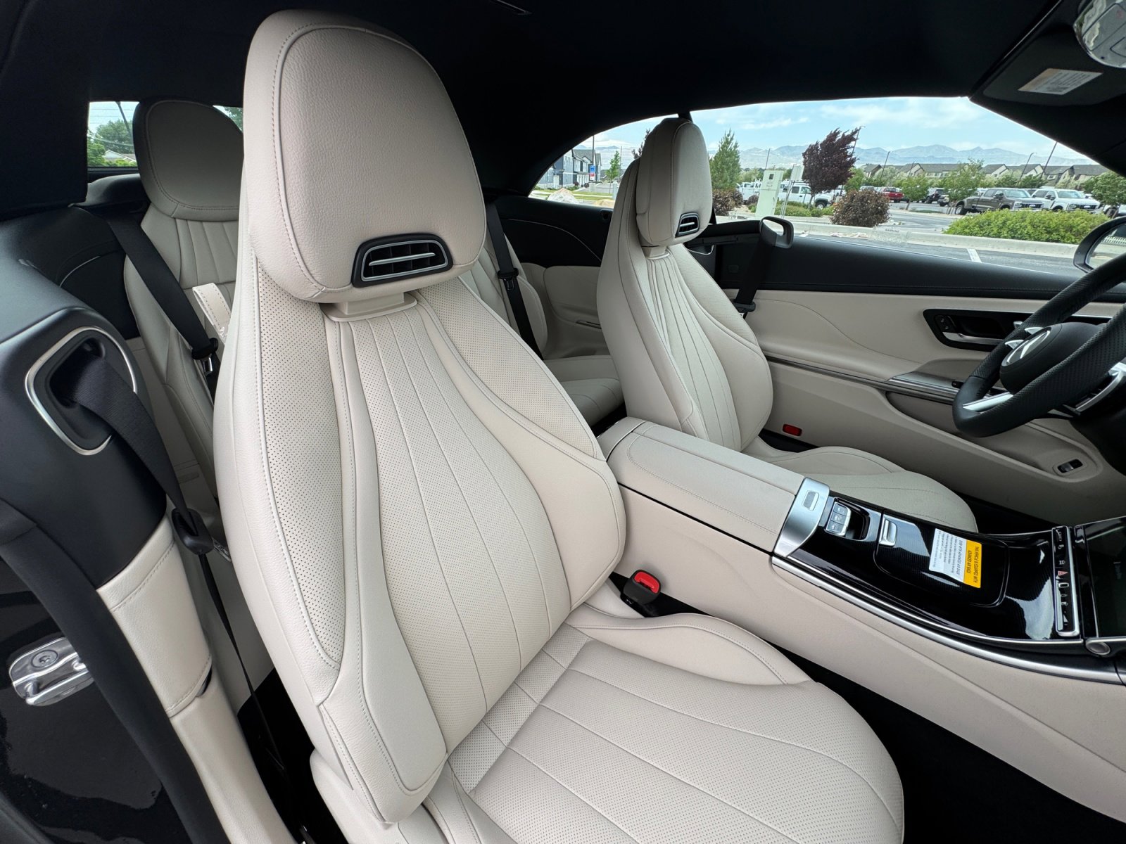 New 2026 Mercedes-Benz CLE 450 4MATIC Cabriolet image 17