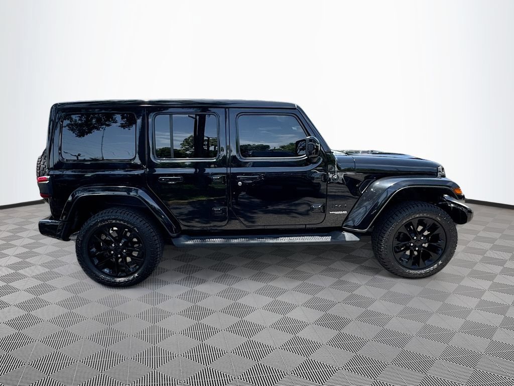 Used 2021 Jeep Wrangler Unlimited Sahara AWD/4WD image 5
