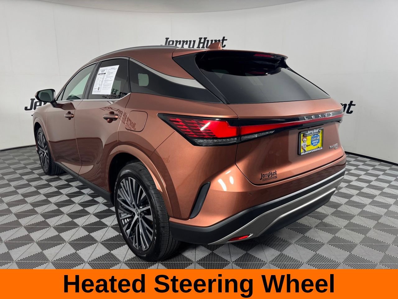 Used 2023 Lexus RX 350 Premium Plus w/ Accessory Package AWD/4WD image 11
