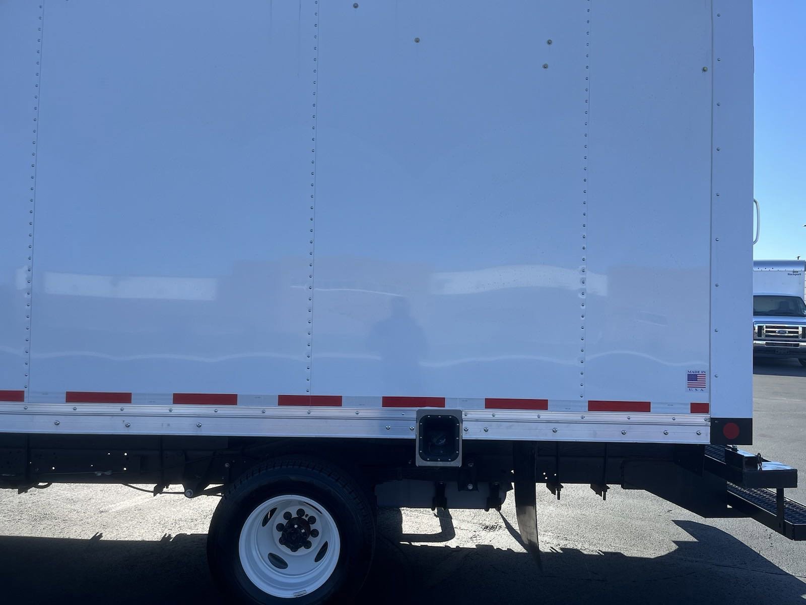 New 2024 Ford E-450 and Econoline 450 Super Duty w/ Power Windows & Locks Group image 4