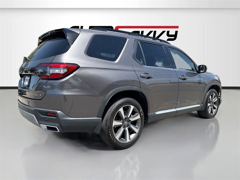 Used 2024 Honda Pilot Elite image 7