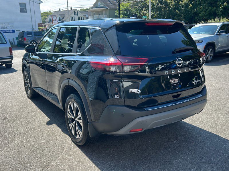 Used 2022 Nissan Rogue SV image 5