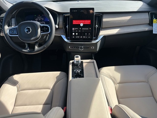 New 2026 Volvo XC90 B6 Plus w/ Protection Package Premier image 11