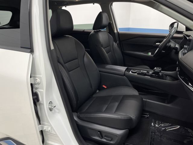 Used 2023 Nissan Rogue SL w/ SL Premium Package image 31