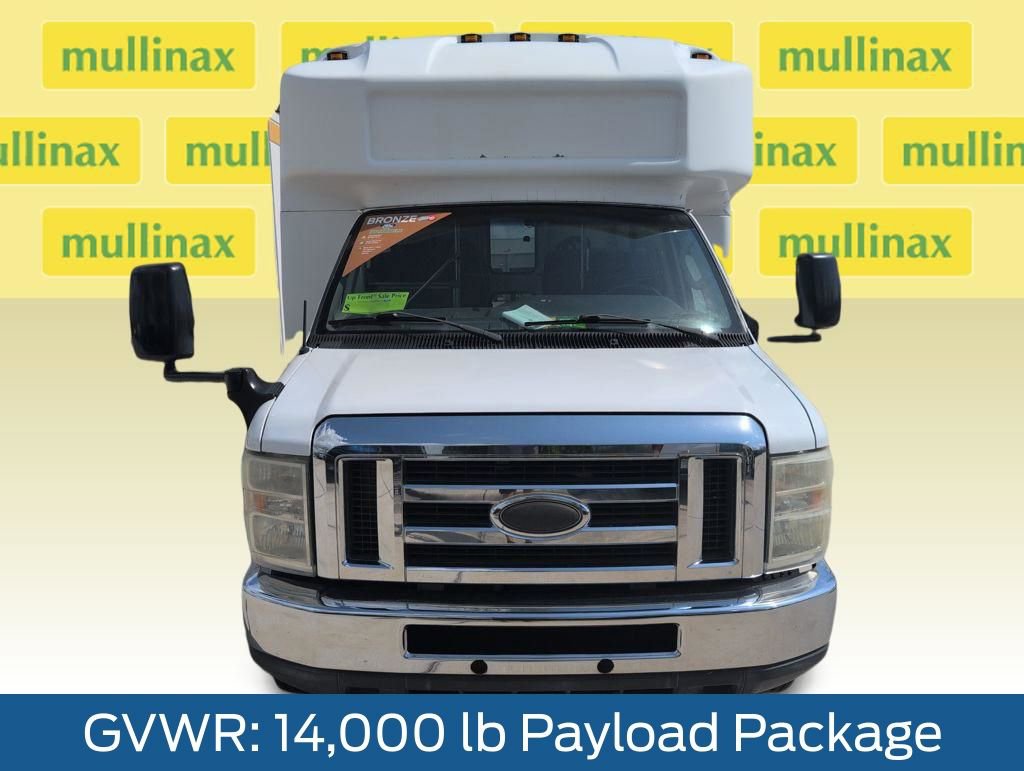 Used 2015 Ford E-450 and Econoline 450 Super Duty w/ Shuttle Bus Prep Package image 13
