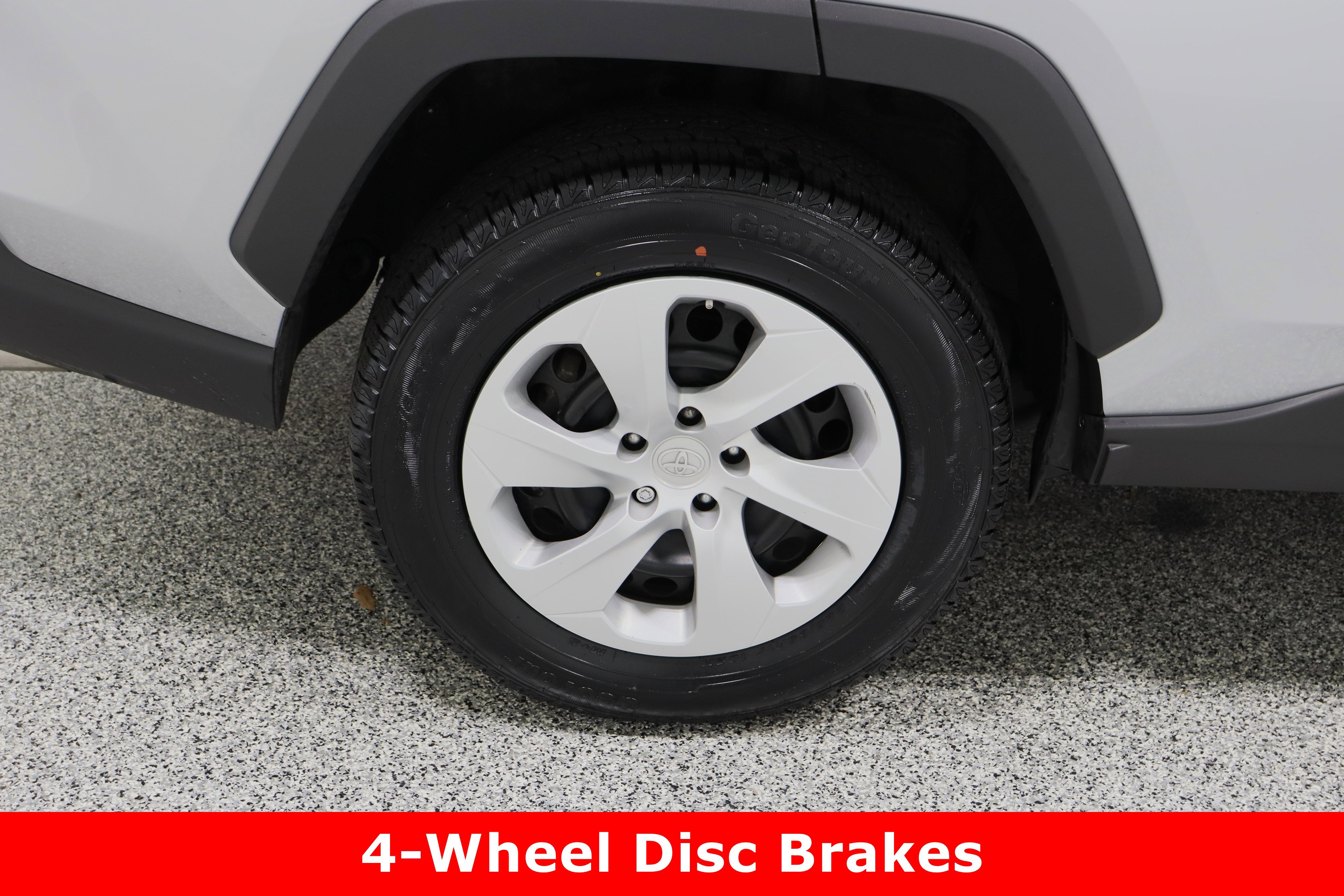 Used 2024 Toyota RAV4 LE image 6