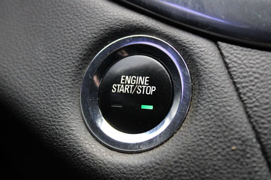 Used 2018 Chevrolet Impala LT FWD image 16