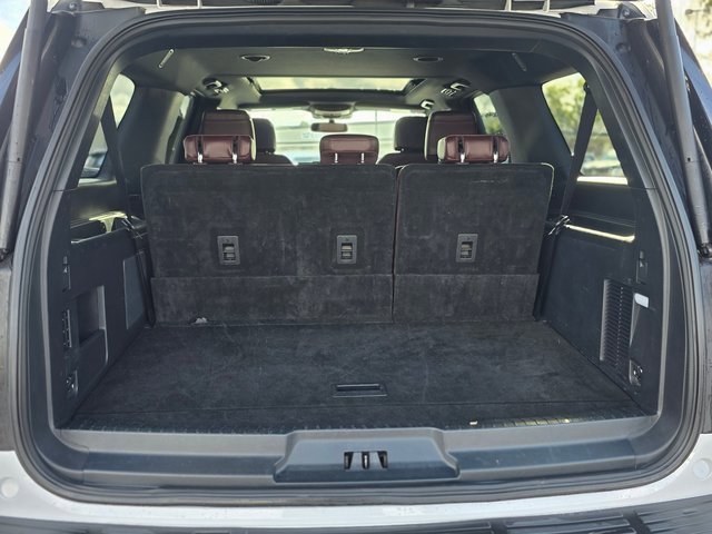 Used 2024 Ford Expedition Max Limited image 11