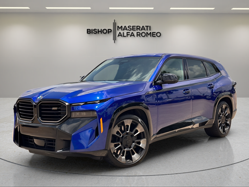 Used 2023 BMW XM AWD/4WD image 2