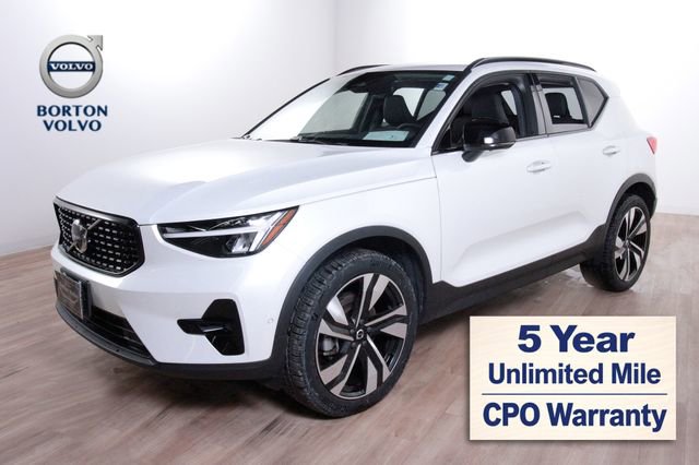 Certified 2025 Volvo XC40 B5 Ultra w/ Protection Package Premier