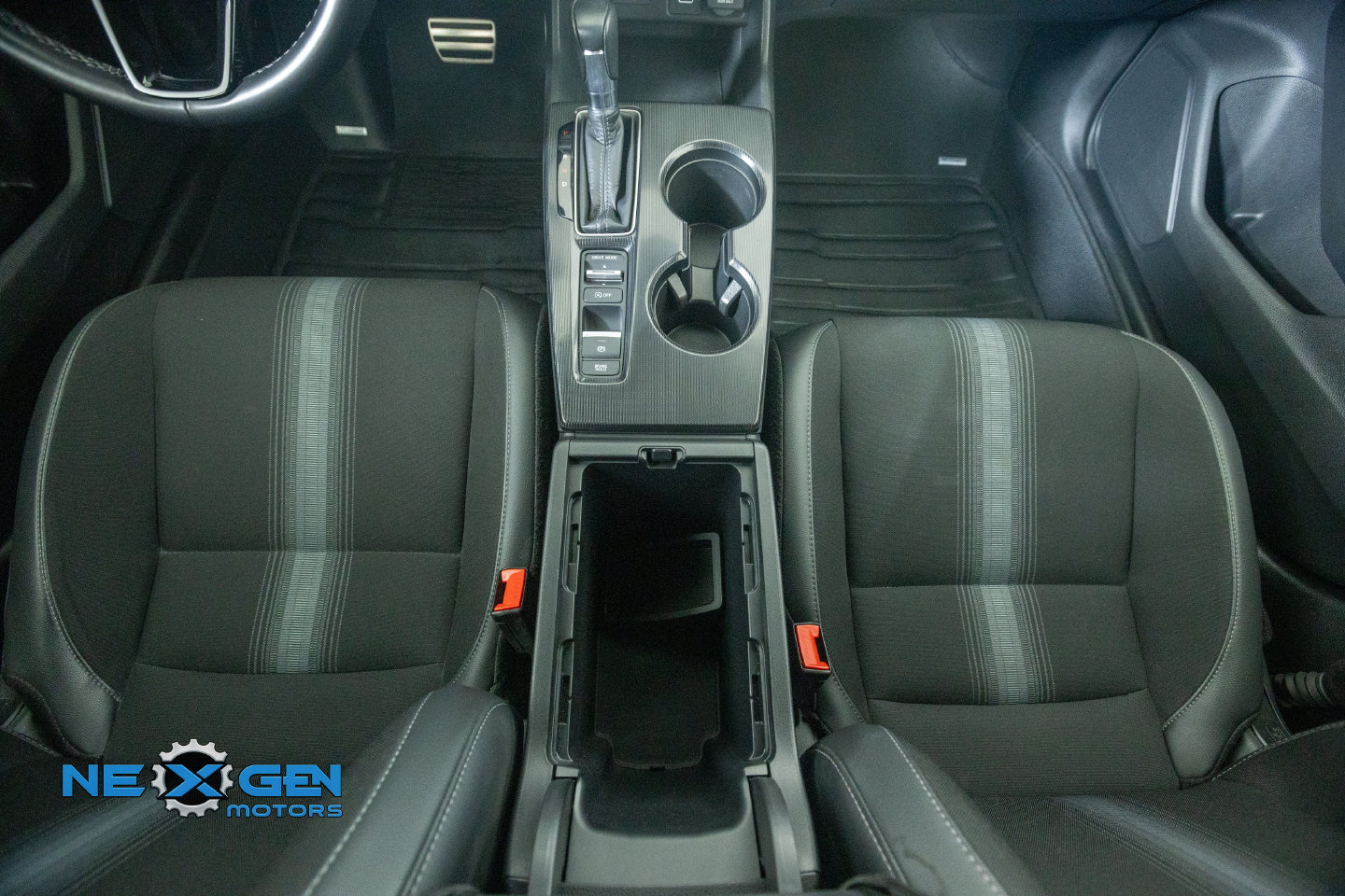 Used 2024 Honda Civic Sport image 4