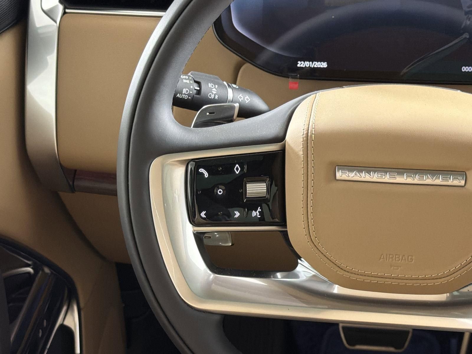 New 2026 Land Rover Range Rover SE image 12