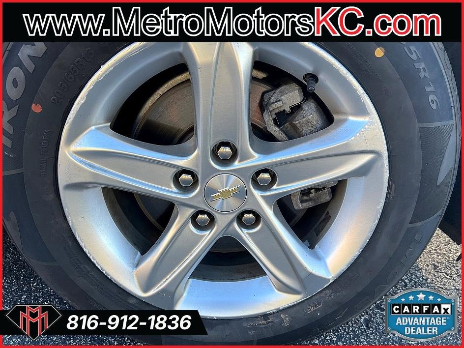 Used 2021 Chevrolet Malibu LS image 16