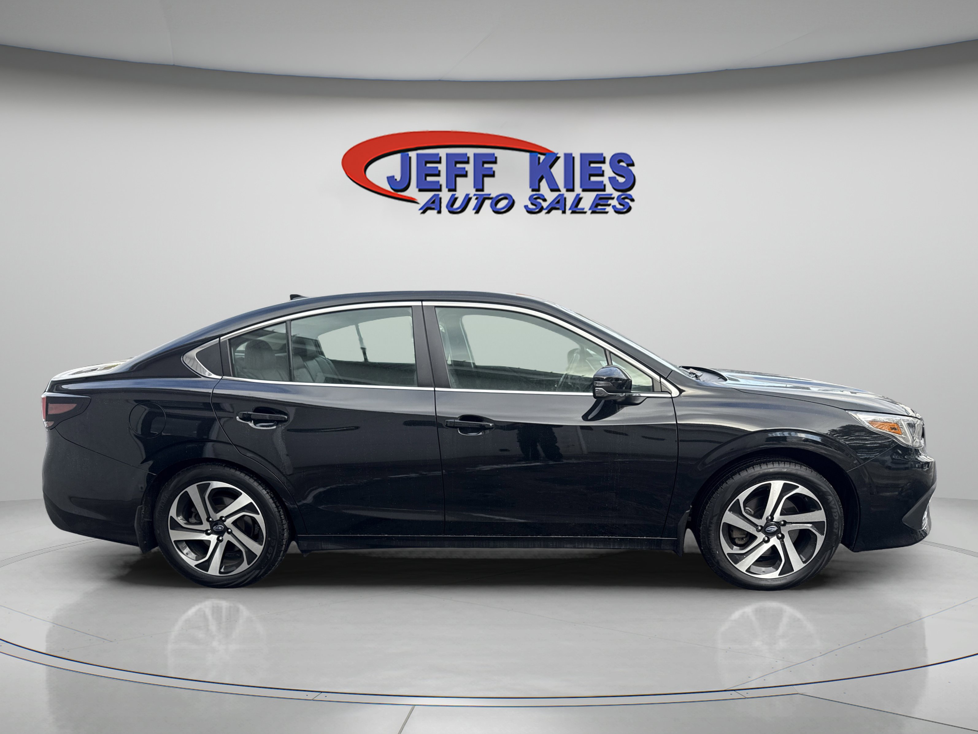 Used 2022 Subaru Legacy Limited XT image 4