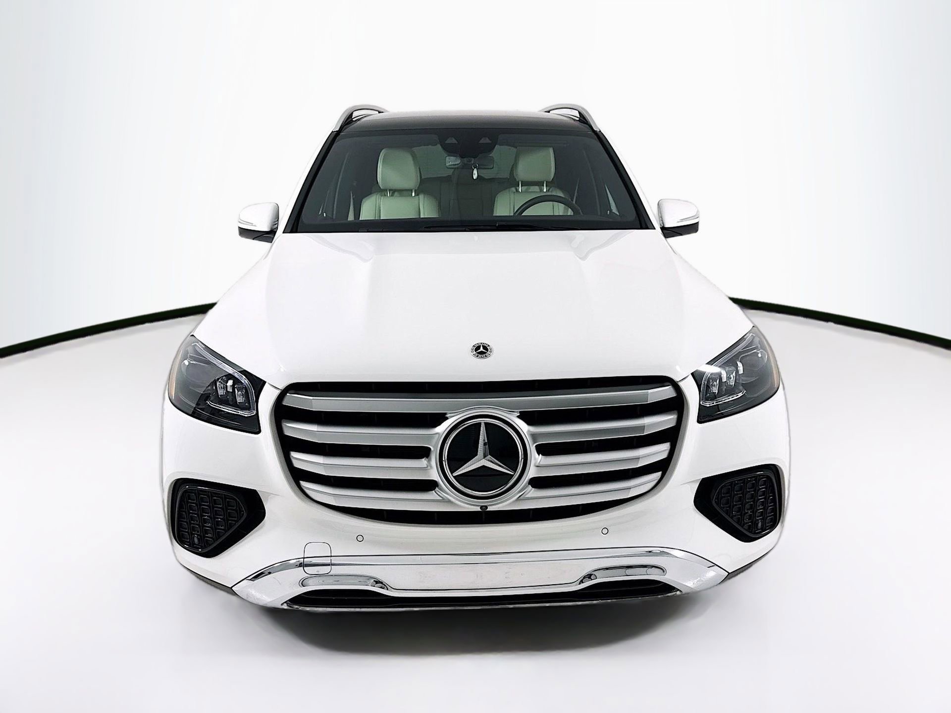 Certified 2025 Mercedes-Benz GLS 450 4MATIC image 2